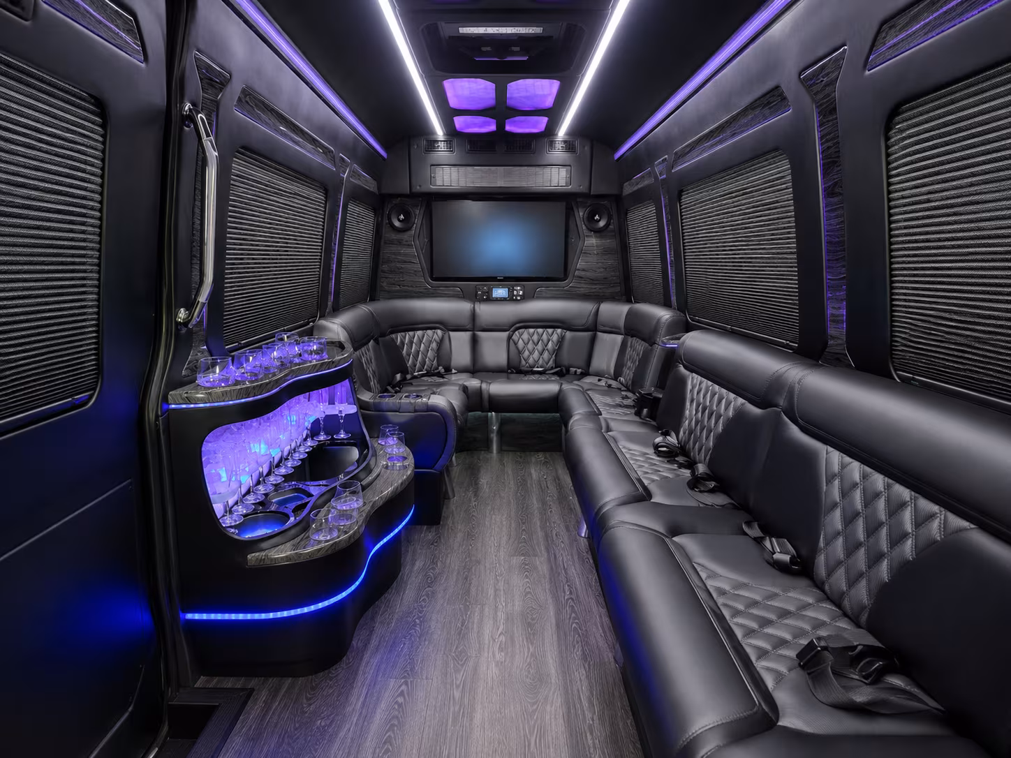 gardena 20 passenger party bus