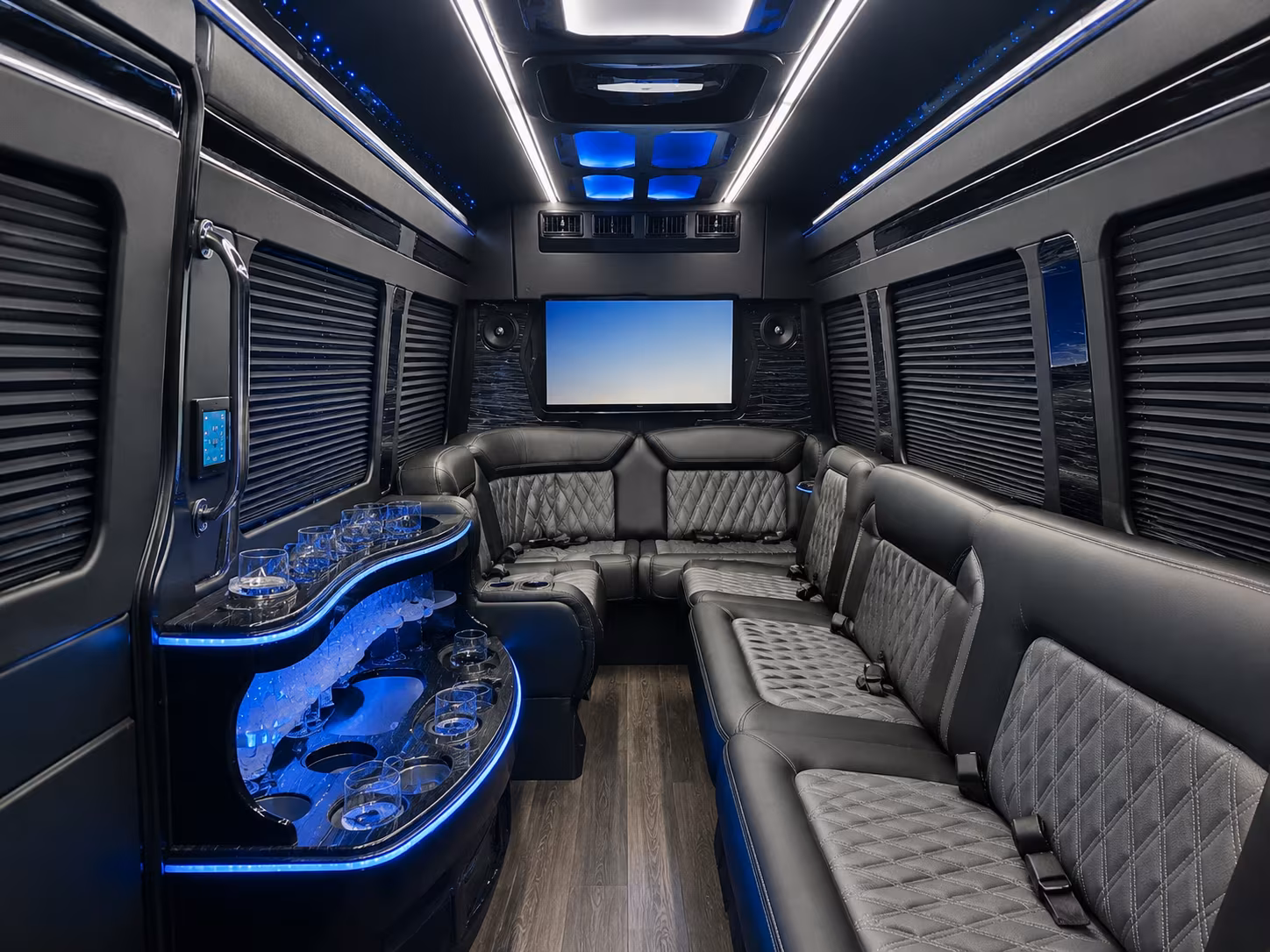 prom quinceanera school event bus rentals in gardena